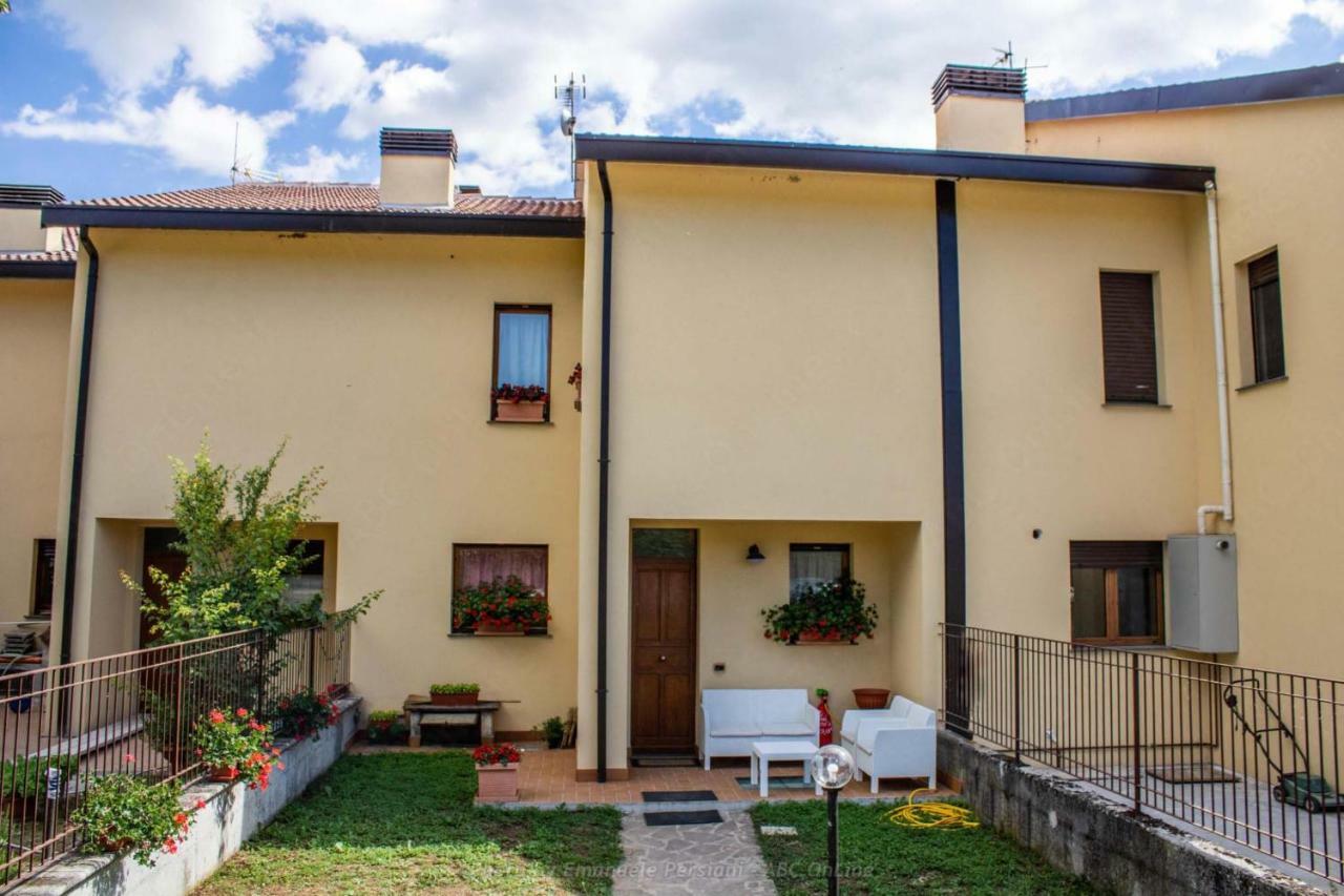 Casa Vacanze Nonna Angela 诺尔恰 外观 照片